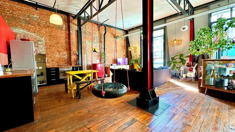 Industrial Loft Catio