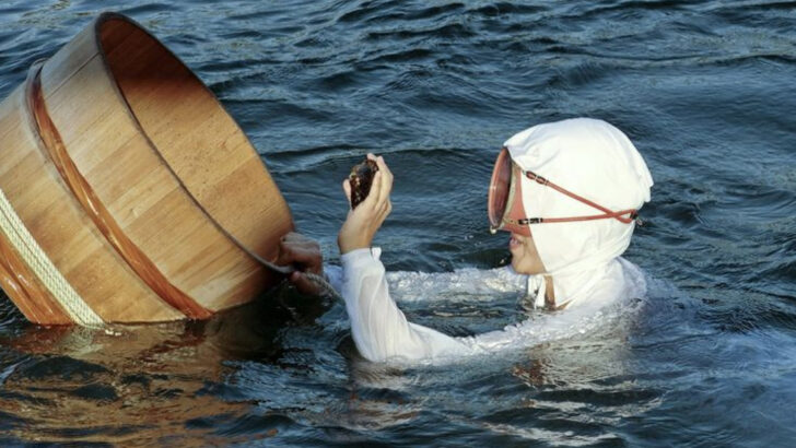 11 Traditional Fishing Communities That Refuse to Use Modern Methods