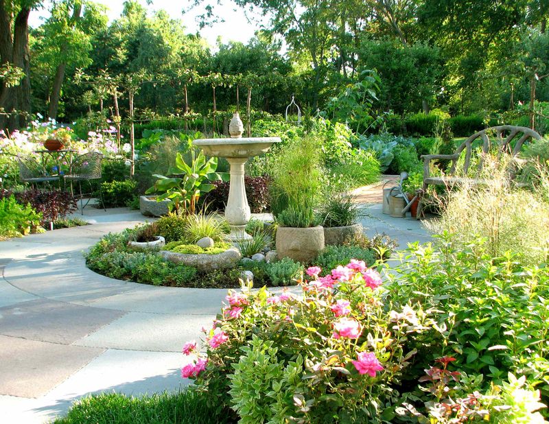 Bird-Friendly Landscaping