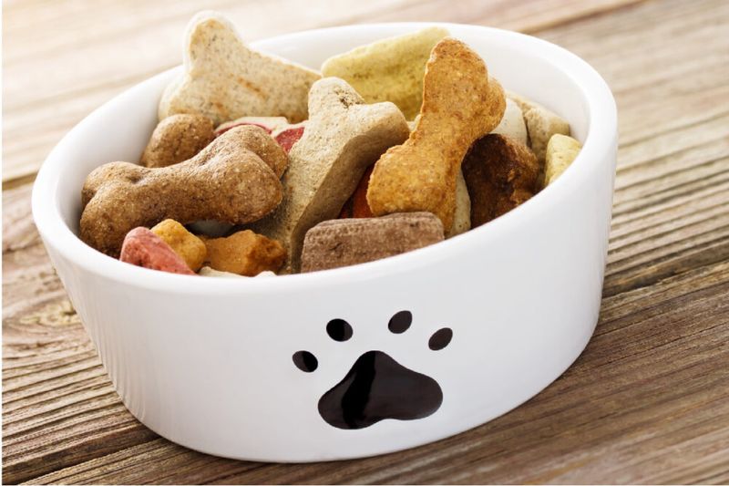 Choose Foods with Natural Preservatives